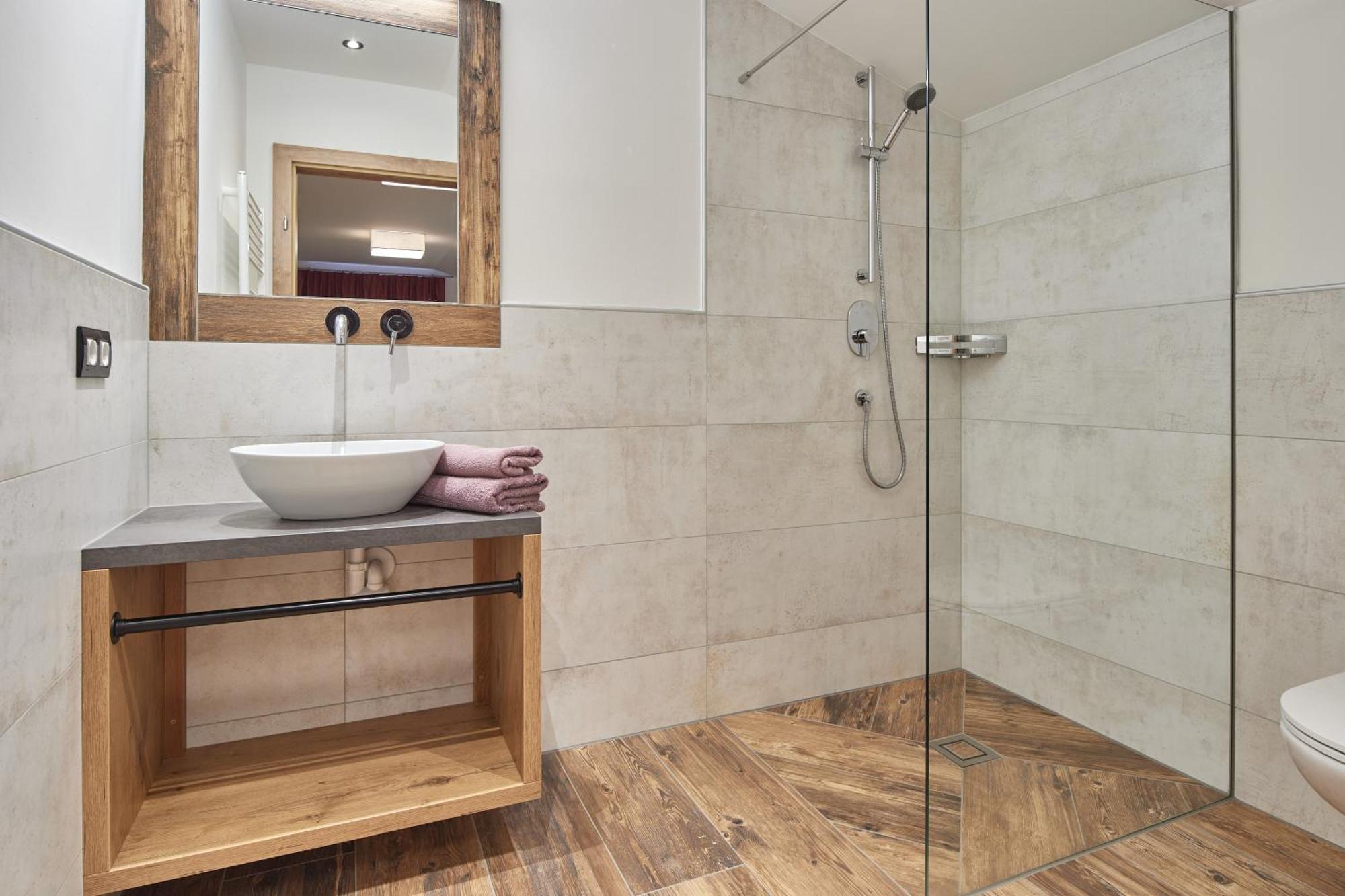 Klammgut Apartment วาไกรน์ ภายนอก รูปภาพ